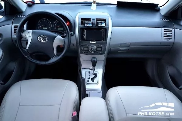 Toyota Corolla Altis interior Dash