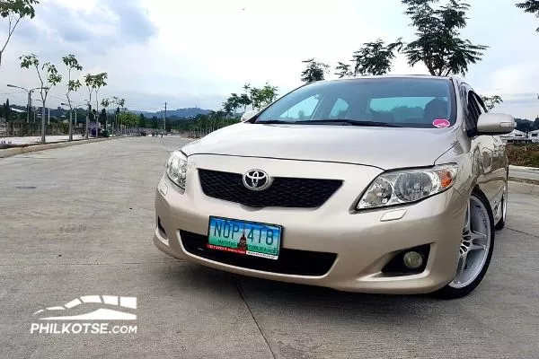 Toyot Corolla Altis on the Road