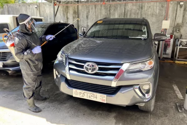 A Toyota Fortuner