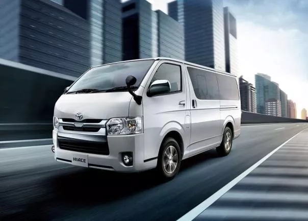 Toyota Hiace 2018 angular front