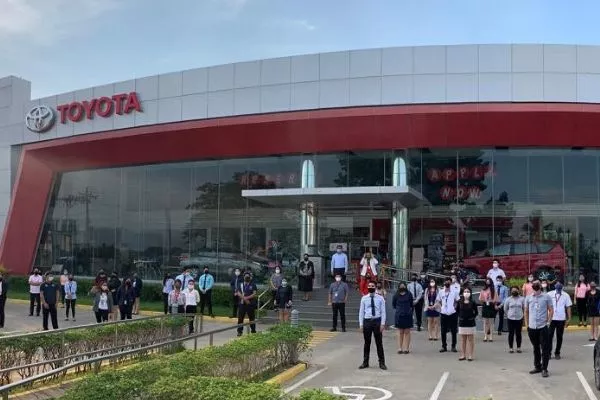 Toyota Isabela facade