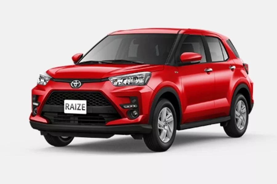 Toyota Raize front view