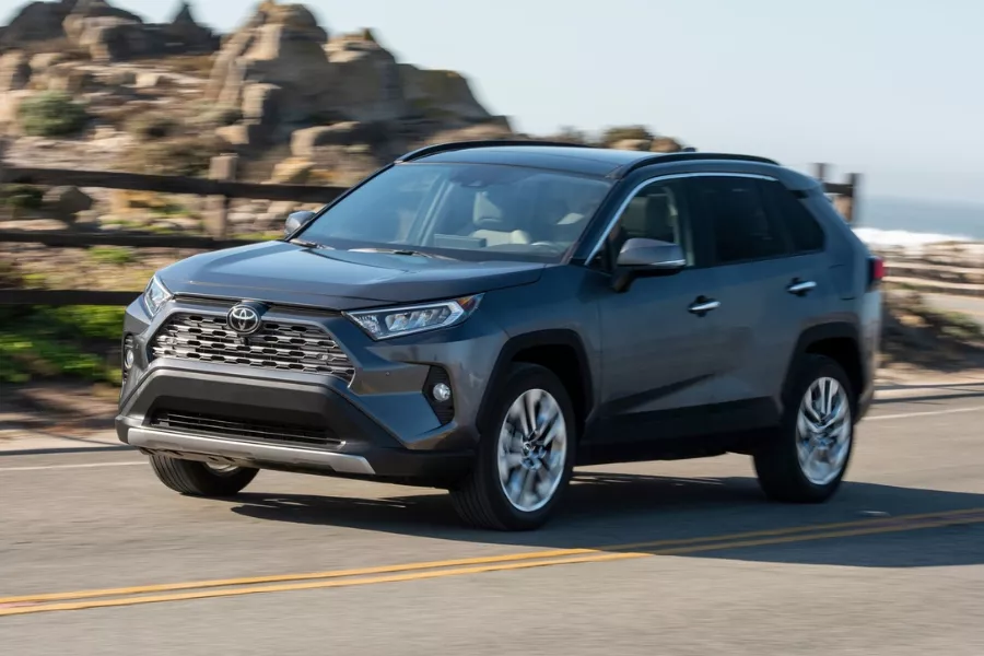 Toyota RAV4 front view