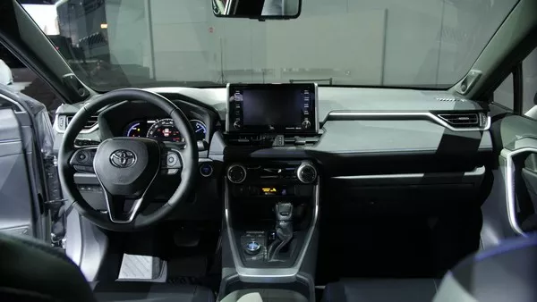 Toyota RAV4 2019 dashboard area