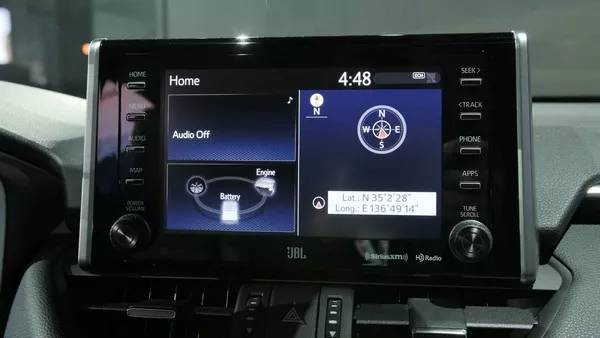 Toyota RAV4 2019's 8’’ infotainment screen