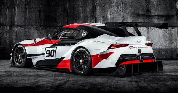 The main common parts still include the engine while the calibration of the Supra will be “quite different” from the Z4 Toyota GR Supra Racing Concept 2018 angular rear