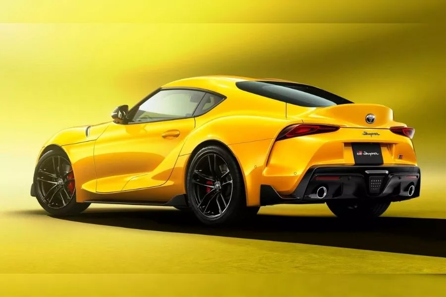 Toyota GR Supra SZ-R 35th Anniversary Special Edition rear view