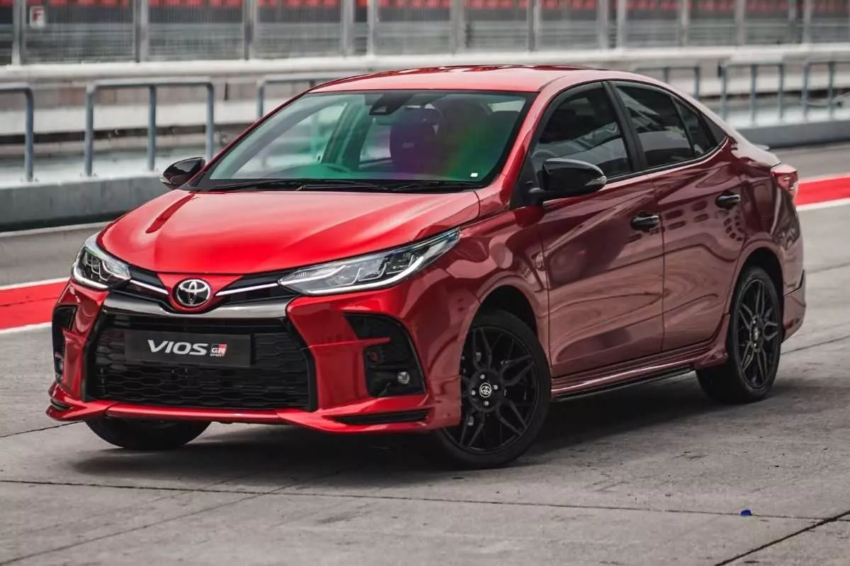 A picture of the Toyota Vios GR-S on the race track