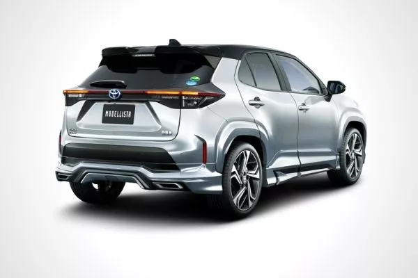 Toyota Yaris Cross Advance Robust Style (rear)