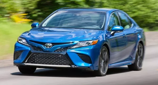 Toyota Camry 2018 Angular front