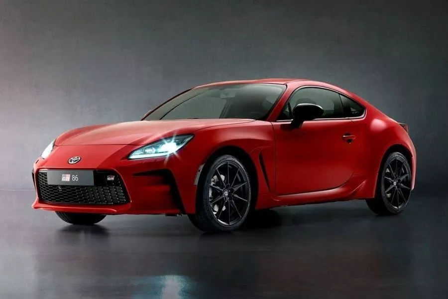 Subaru BRZ's twin, the GR 86 Toyota GR 86 front view