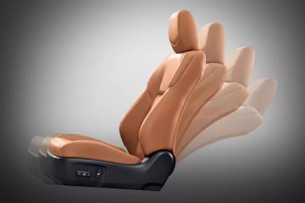 new powered passenger seat of the 2018 Fortuner