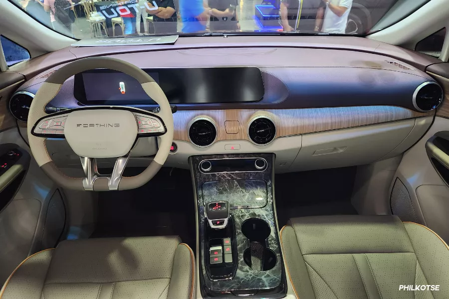 Inside the Forthing U-Tour