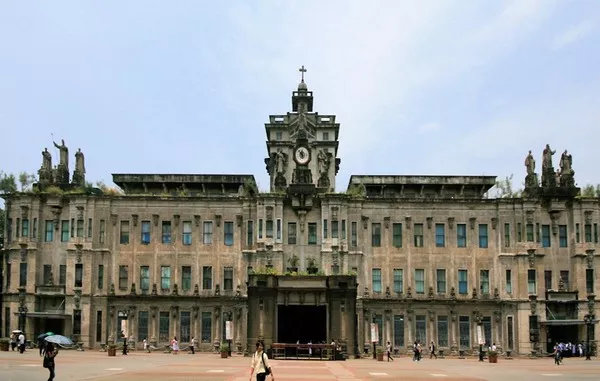 University of Santo Tomas building - a haunted place in the philippines