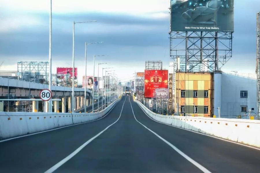 SLEX Elevated Extension southbound