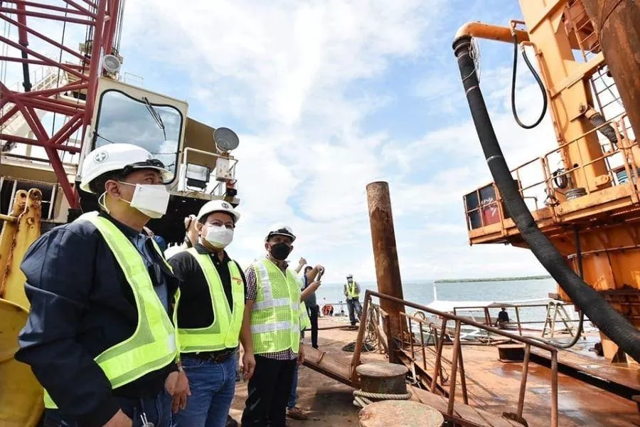 DPWH officials inspect bridgeworks