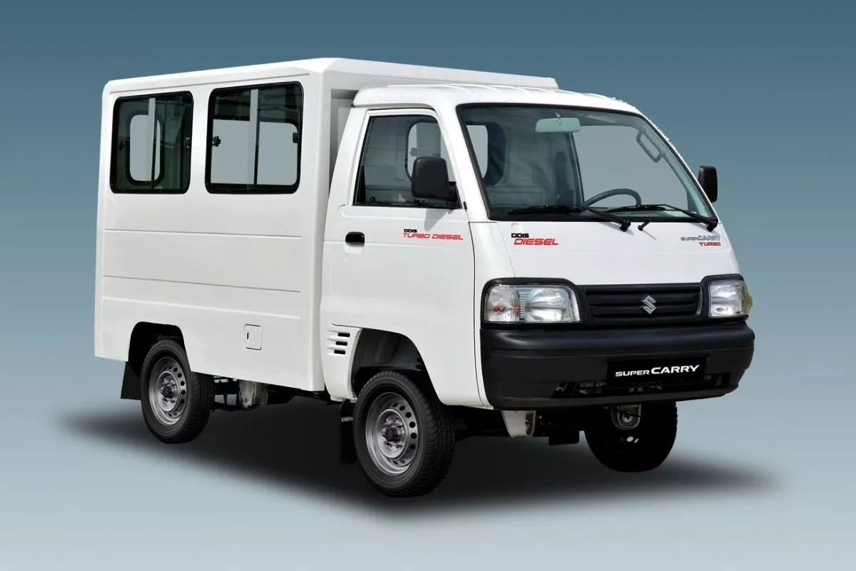 Suzuki Super Carry front profile shot