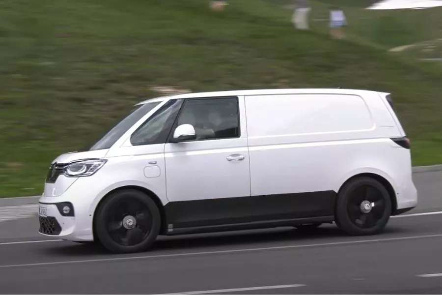 VW ID Buzz testing side