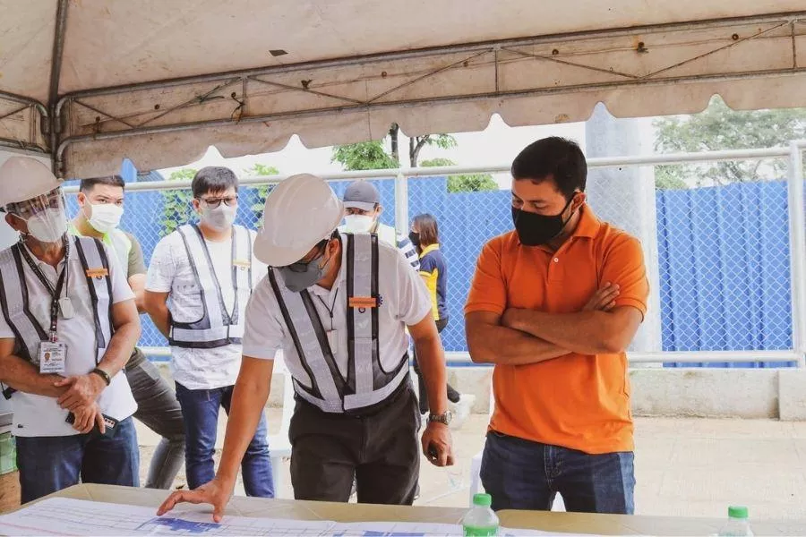 Mark Villar inspecting Mark Villar inspecting