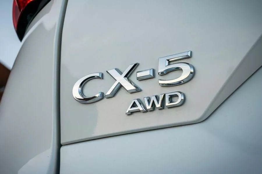 CX-5 AWD badge