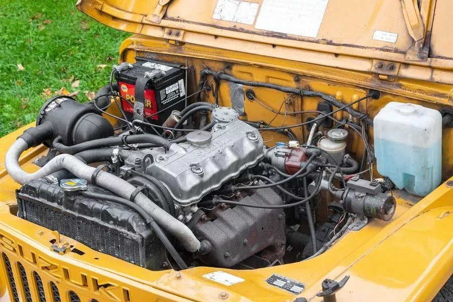 Suzuki Jimny LJ80 engine