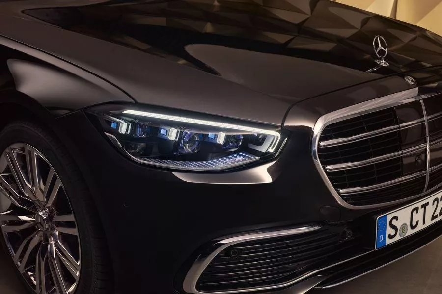 2022 Mercedes-Benz S-Class headlamps 