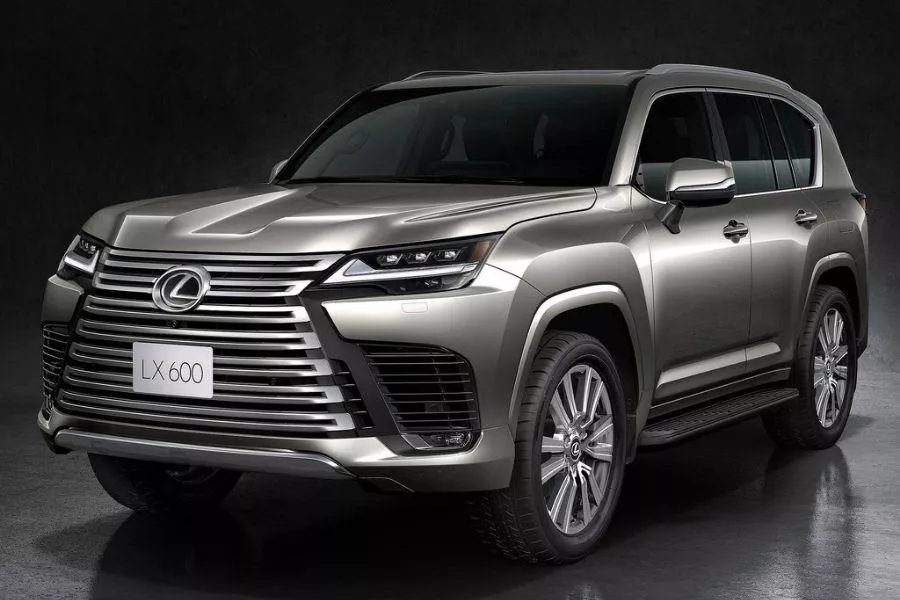 2022 Lexus LX front 