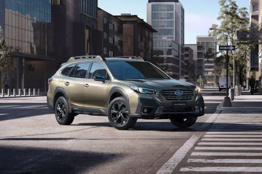 2022 Subaru Outback front shot