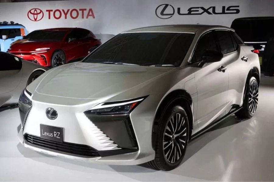 Lexus RZ 450e reveal