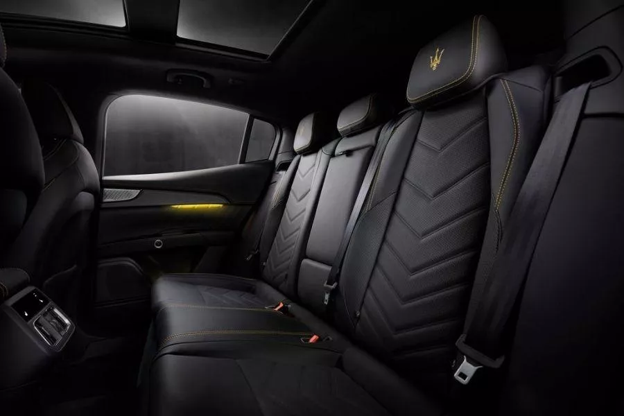 Maserati Grecale Trofeo rear seats