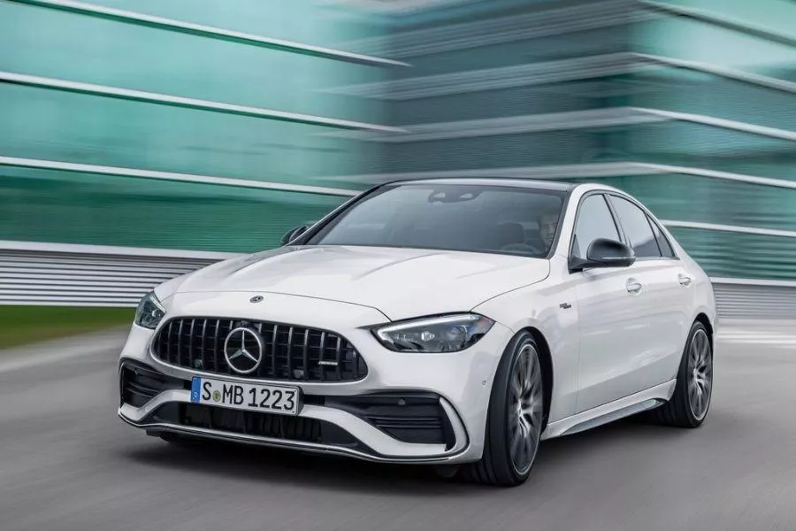 2023 Mercedes-AMG C43 2