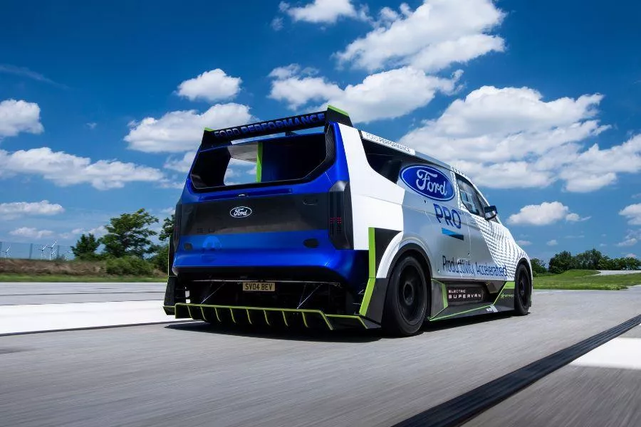 Ford Electric SuperVan rear Ford Electric SuperVan rear