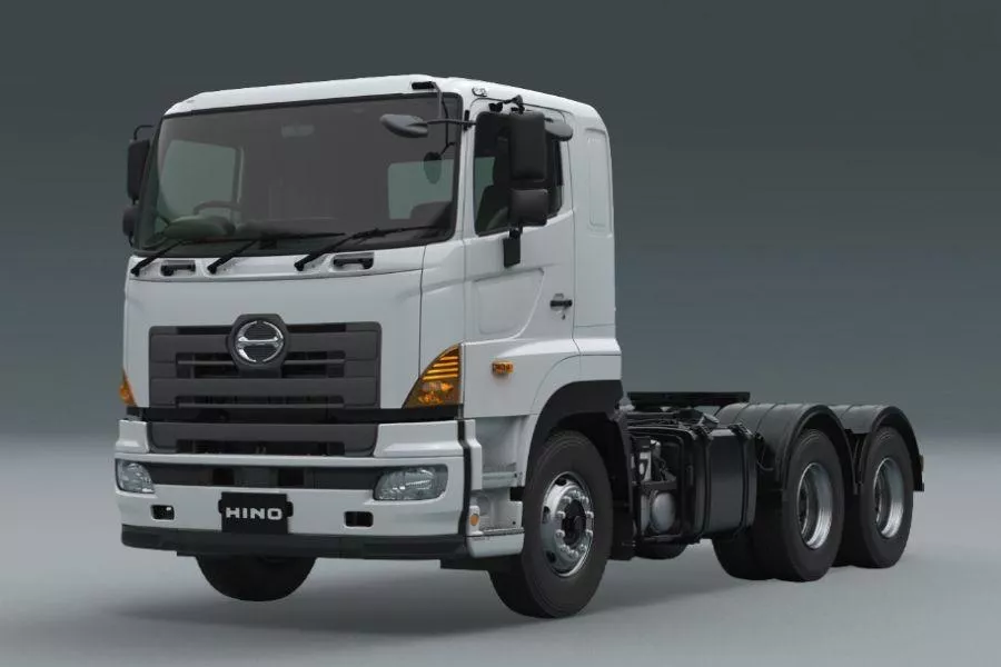 Hino 700 truck