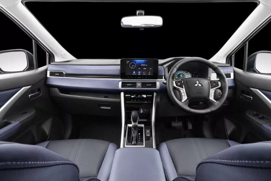 2023 Mitsubishi Xpander Cross interior 