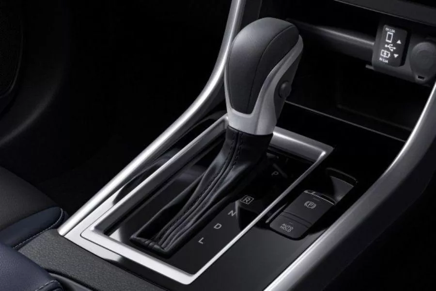 2023 Xpander Cross CVT