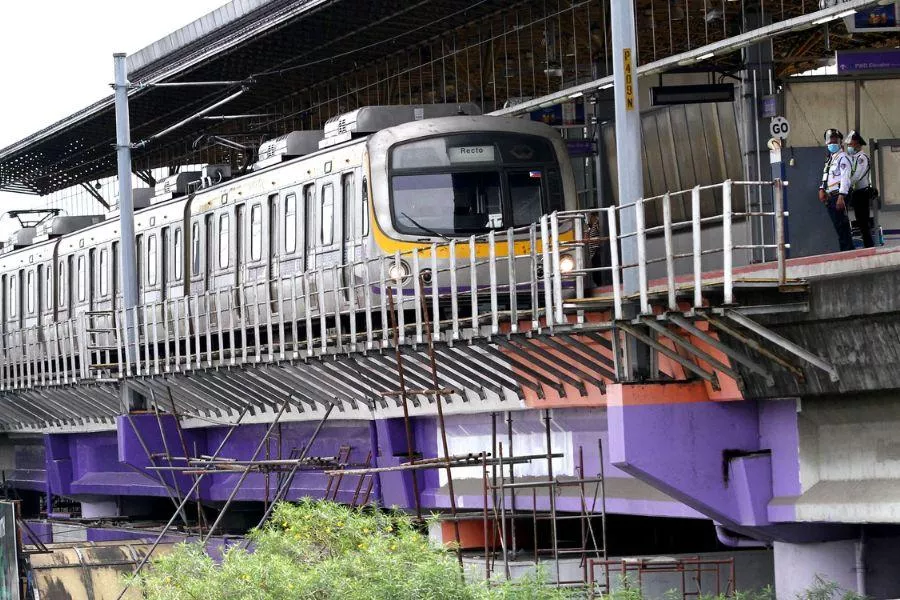 LRT-2 Santolan station