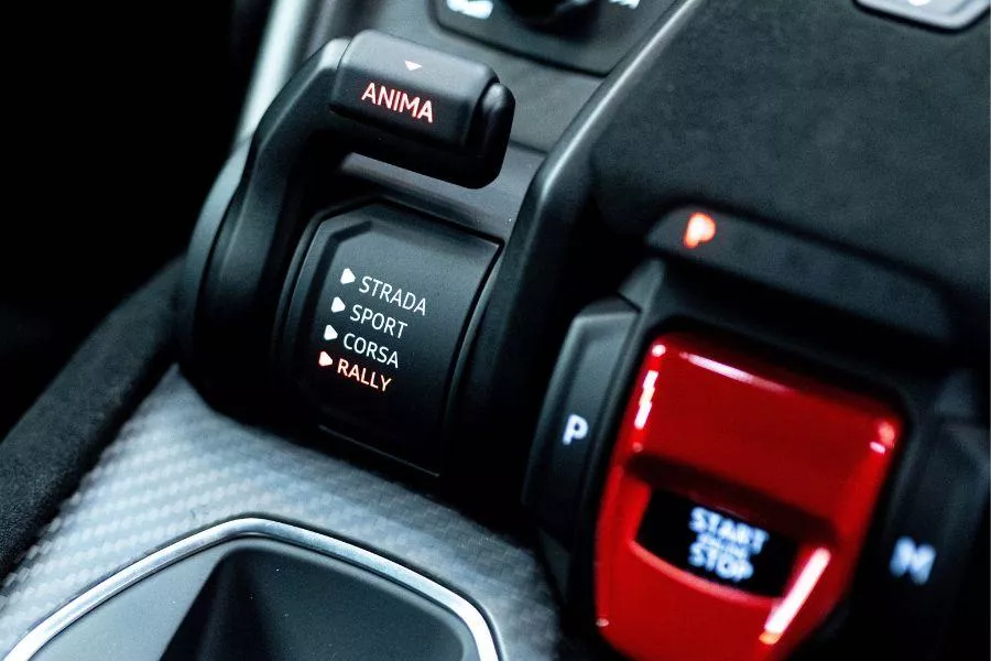 Lamborghini Urus Performante drive modes