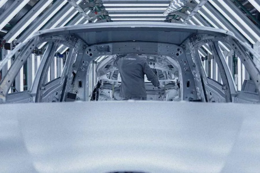 Renault assembly line 