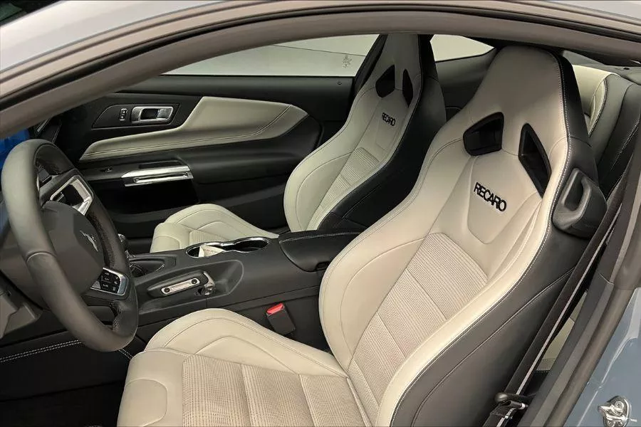 Ford Mustang GT Recaro seats