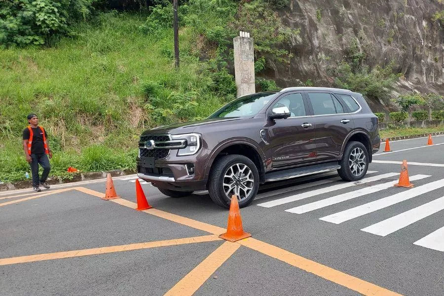 Everest braking test 