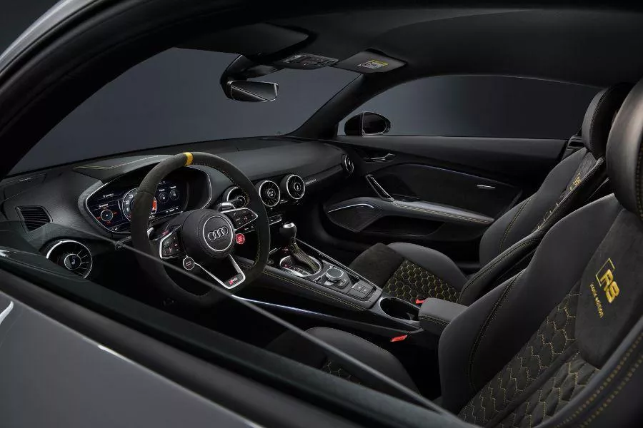Audi TT RS Coupe Iconic Edition cabin