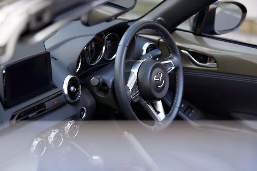 2023 Mazda MX-5 steering wheel 2023 Mazda MX-5 steering wheel