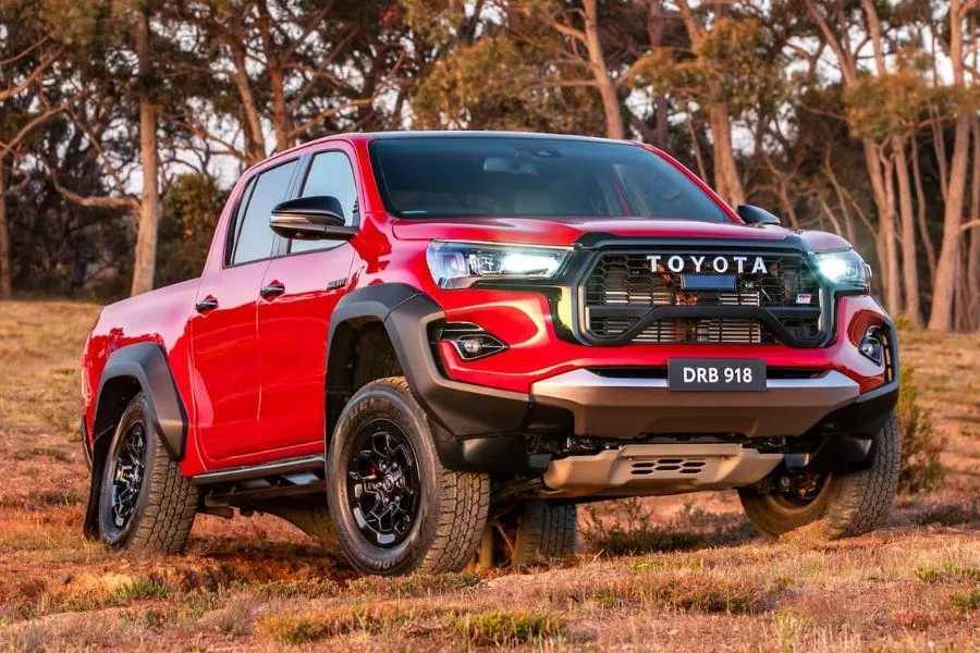 Toyota Hilux GR Sport 1