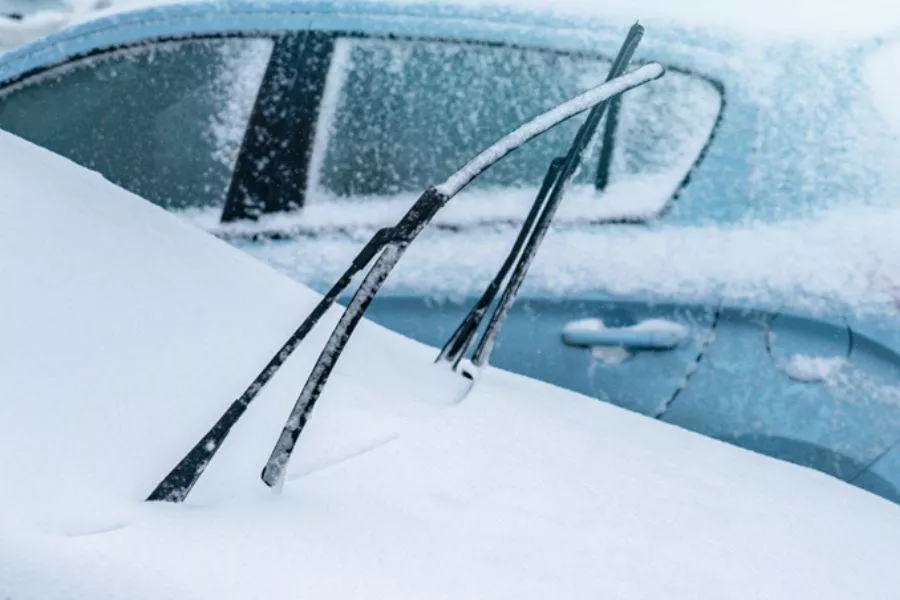 Raised wipers in snow Raised wipers in snow