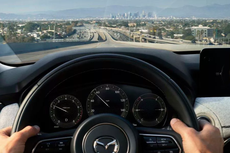 Mazda CX-90 HUD