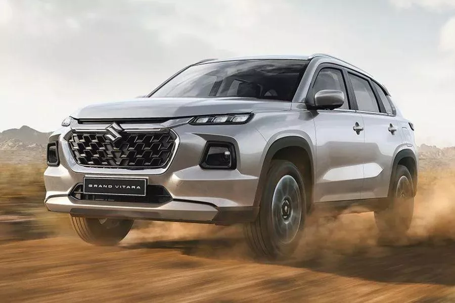 2023 Suzuki Grand Vitara road 