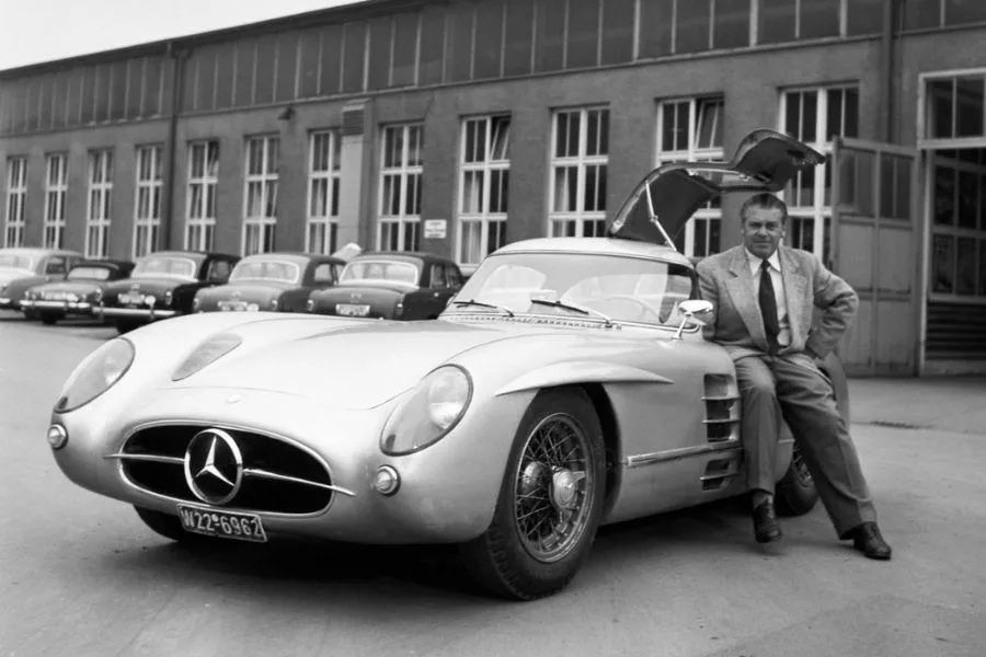 Rudolf Uhlenhaut with 300 SLR prototype