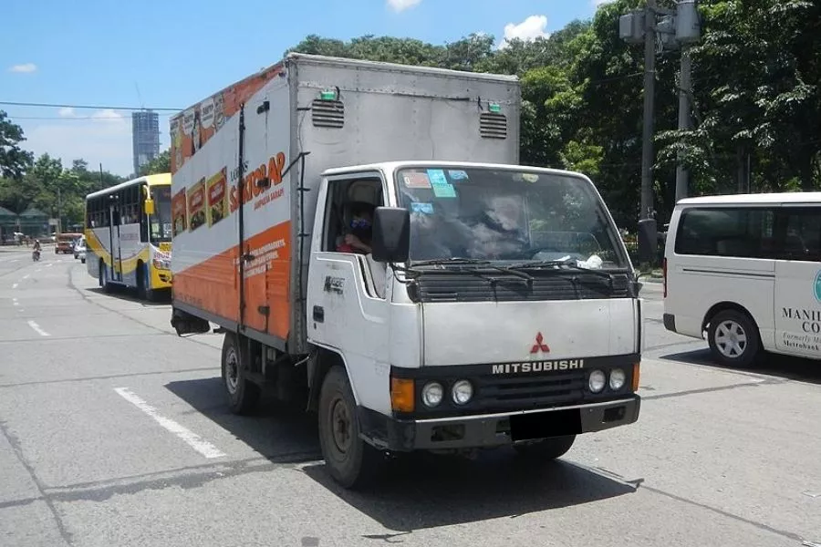 Light truck ban along EDSA and Shaw