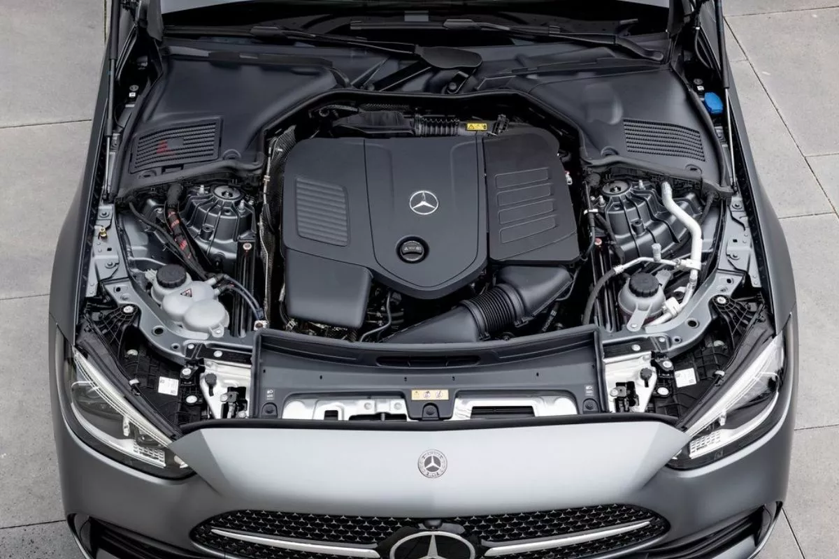 C-Class engine bay 