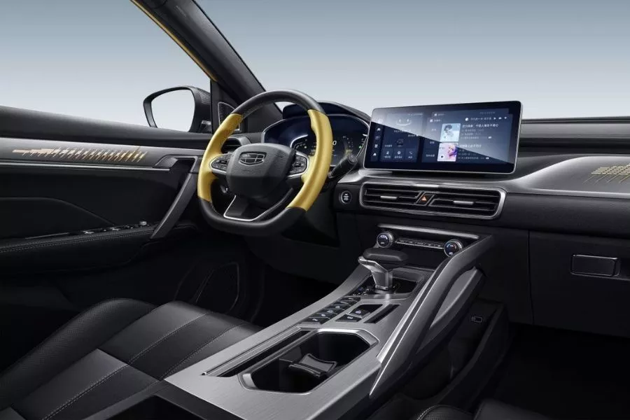 Facelifted Coolray interior 
